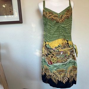 GREEN MULTICOLOR SUNDRESS SIZE M ❤️❤️❤️